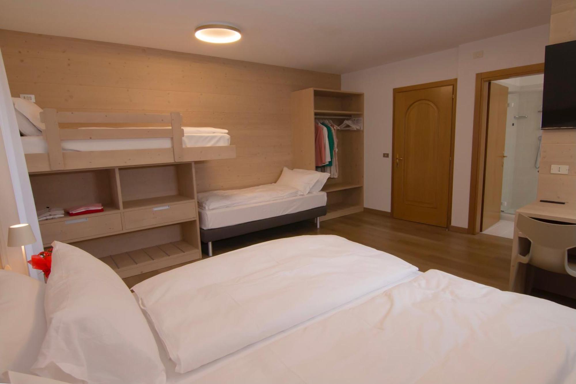Hotel Miralago Bossico Номер фото