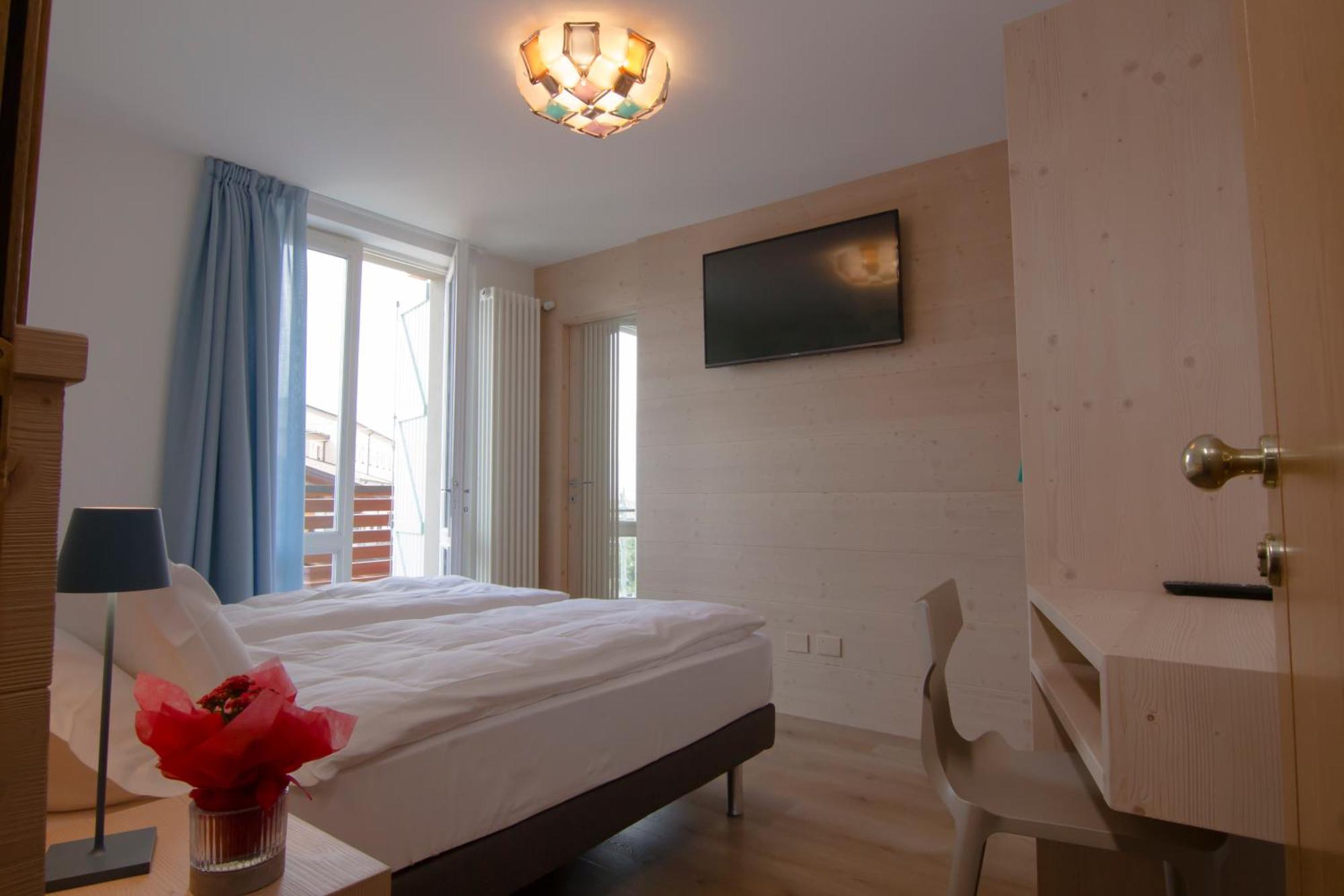 Hotel Miralago Bossico Номер фото